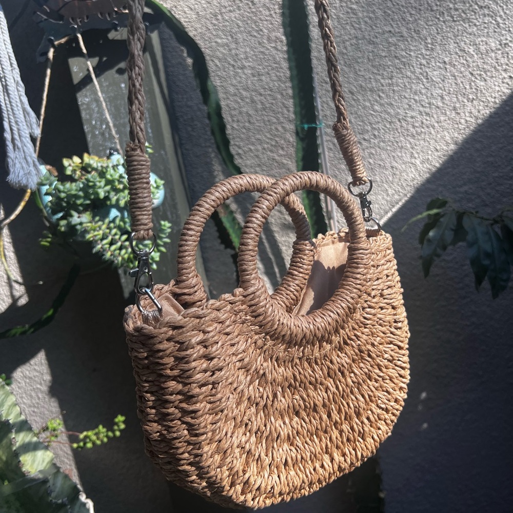 Chic Brown Woven Handbag